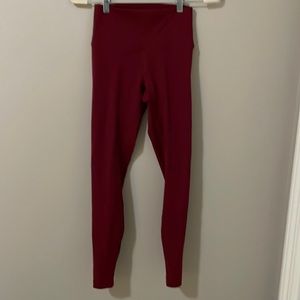Vintage Lululemon leggings in deep red/ burgundy color